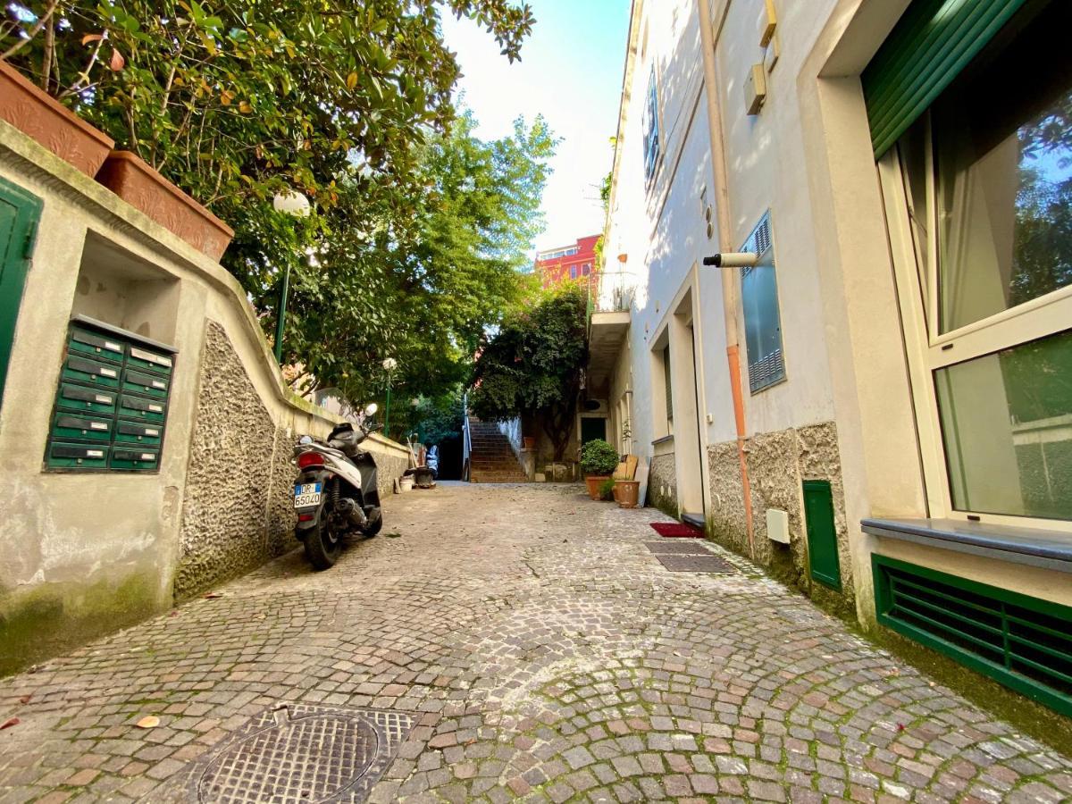 Borgo Belvedere Bed & Breakfast Naples Luaran gambar